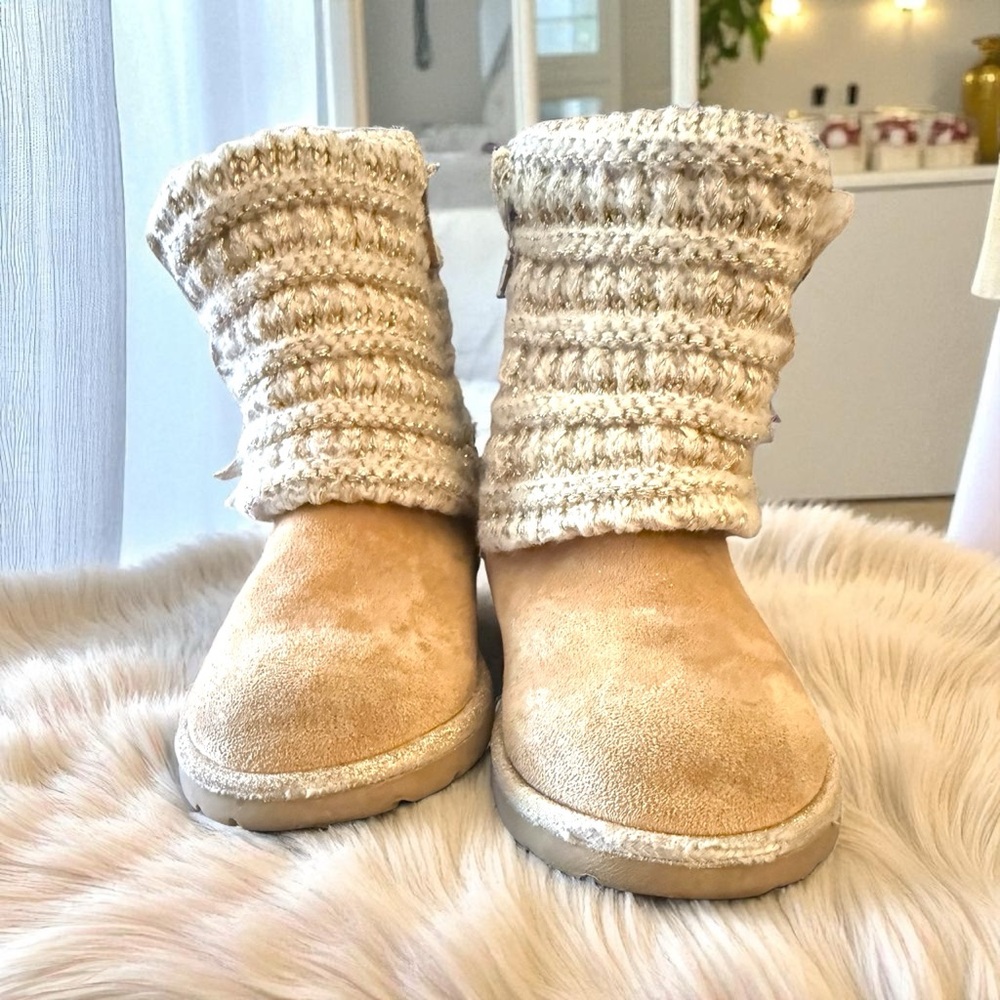 Seychelles Kids Beige Butterfly Knit Boots - Picture 6 of 14